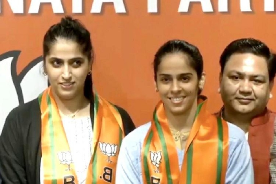 Saina Nehwal sister join 
