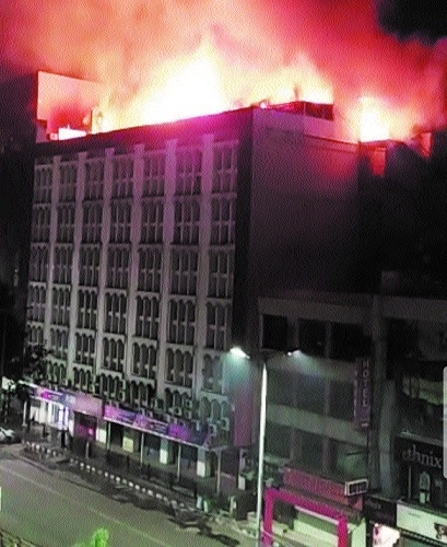 Massive fire_1  