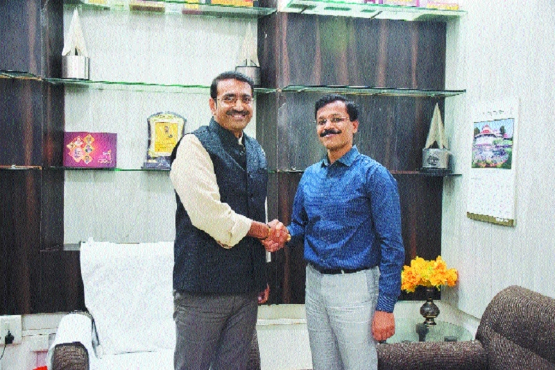 After 15 days they meet_1