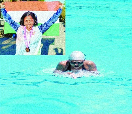 Sharayu swims _1 &nb