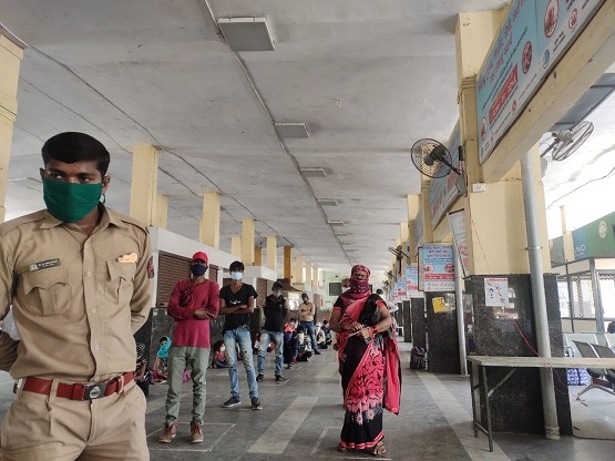 Ganeshpeth Bus Stand_1&nb