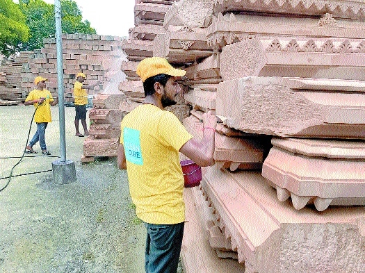 Workers clean  Lord Ram t
