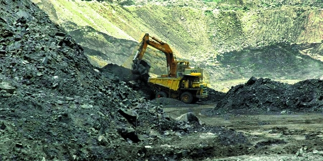 Indias coal import drops 