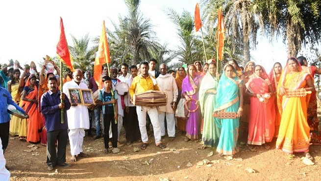 Devotees taking Kalash Ya