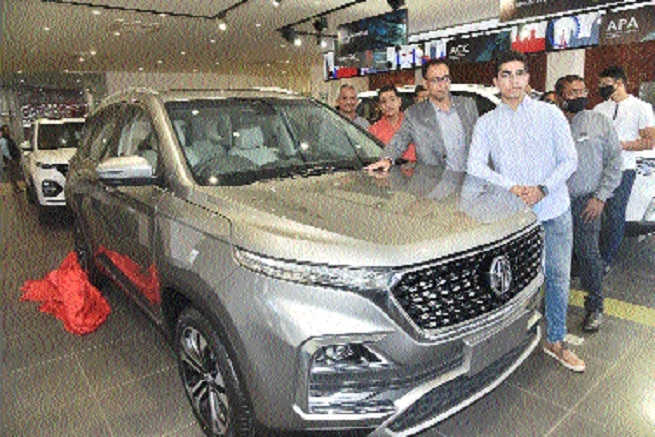 Director of Khatwani Moto