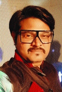 Pravin moon_1&nbsp;&nbsp;