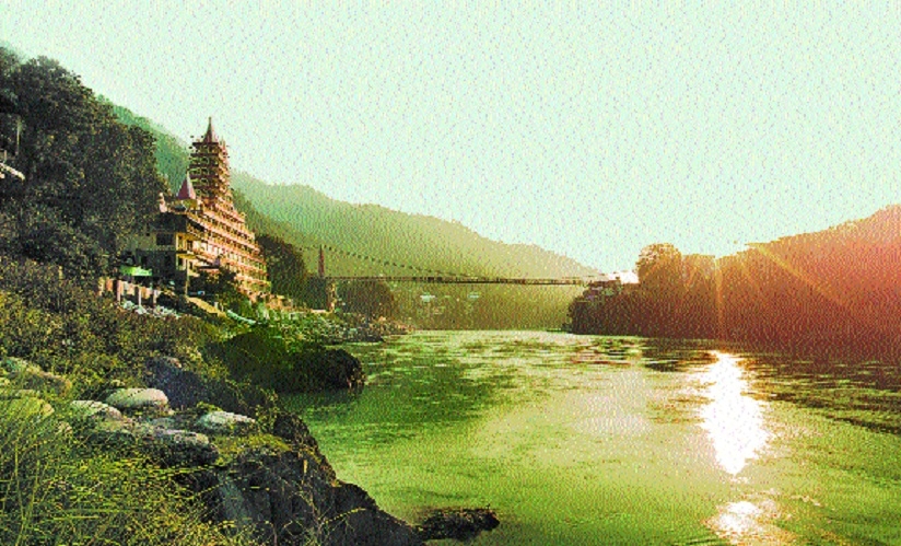 Laxman Jhula on river Gan