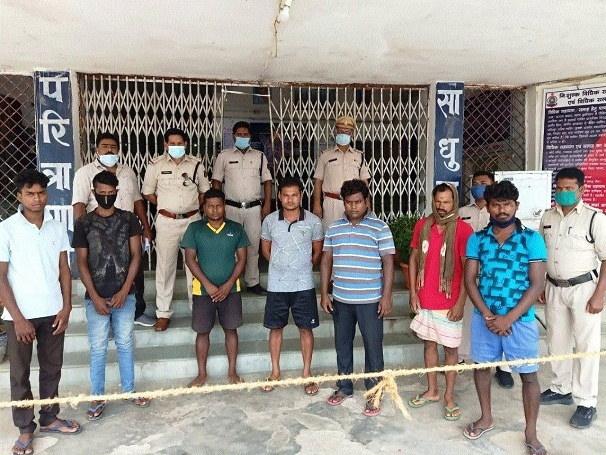 7 held for kidnapping_1&n