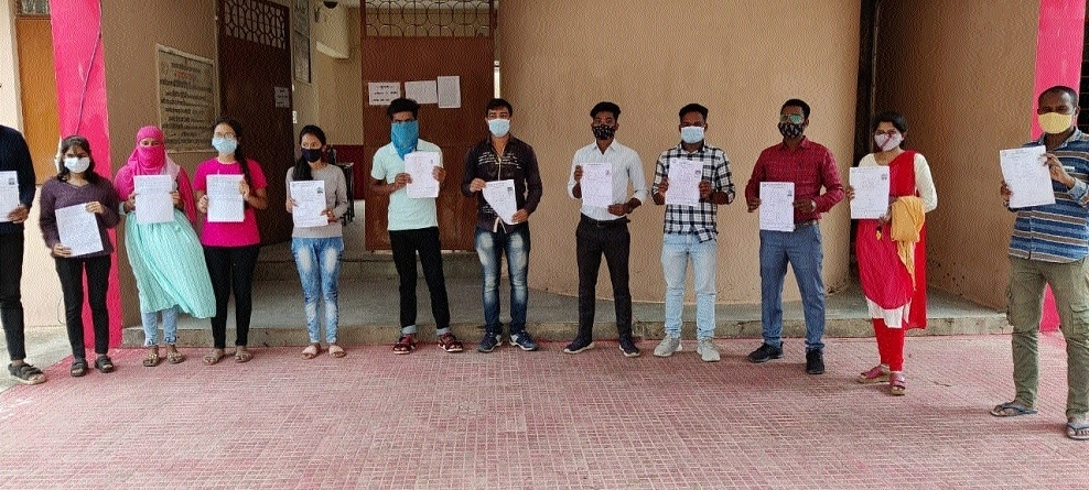 Students displaying_1&nbs