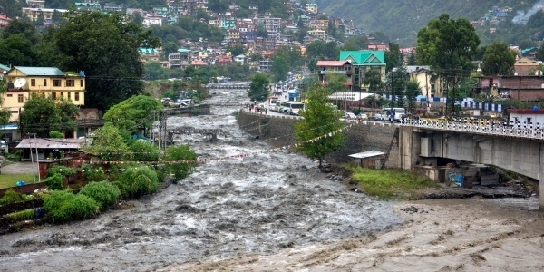 Swollen Beas river_1&nbsp;
