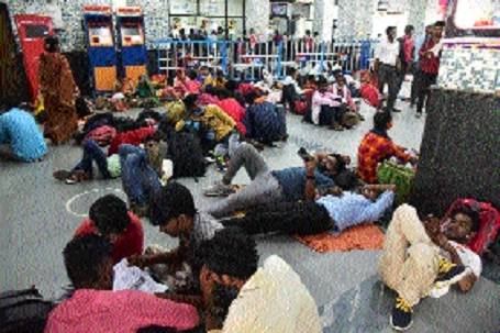 Passengers violating Covi