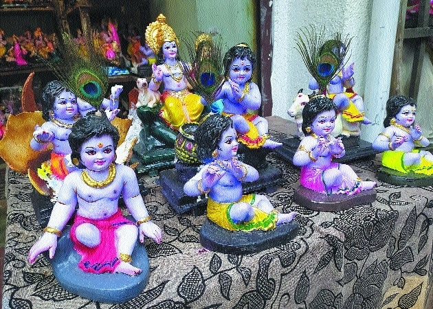 PoP idols of Lord Krishna