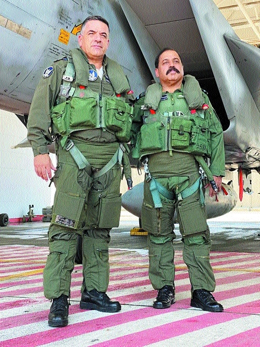 IAF Chief Bhadauria flies