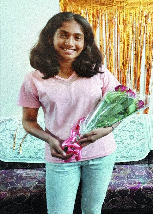 JENNIFER ENTERS WORLD TT