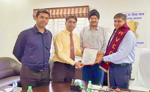 NVCC Delegation Meets Commr Of State GST The Hitavada