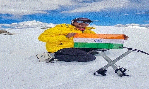  Mount Meritok Kangri-3