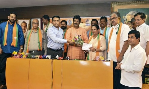 Cong MLAs join BJP