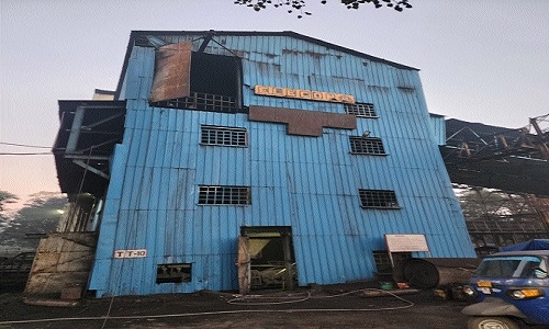 Fire breaks out 