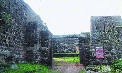 VAIRAGAD FORT1