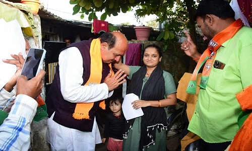 'I vow to make every woman of Cantt Assembly self-reliant' - Vimarsana News