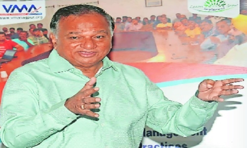  Dilip Kamdar