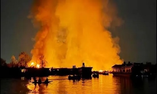  Dal Lake blaze
