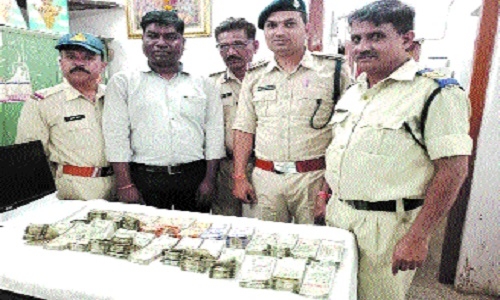 Cash and Jewellery worth Rs 13 lakh seized in a day - Vimarsana News