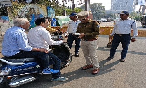 DIKTAT: No Helmet No Petrol-No Parking - Vimarsana News