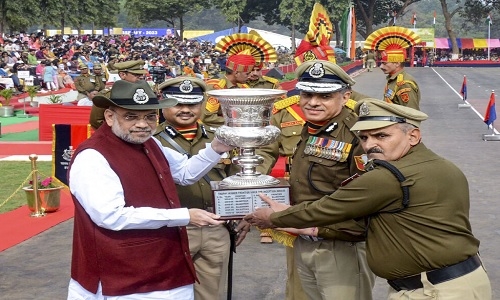 secure Pak, B’desh borders 