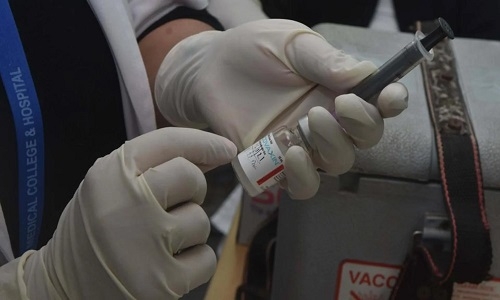 Doctor gives wrong injection