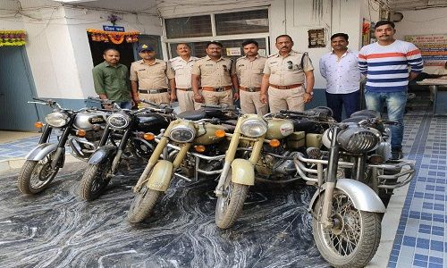 Gang of bullet-lifters busted, four held with 5 vehicles worth Rs 10 lakh
