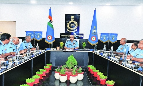 Air Chief Chaudhari emphasises on need to move towards 'Aatmanirbhar Bharat' - Vimarsana News