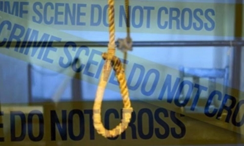 Man commits suicide