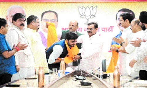 Shivam Shukla joins BJP