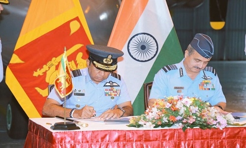 IAF chief meets Lanka