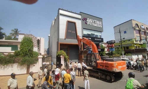 Notorious gambler Dilip Khatri