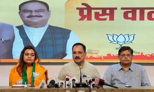 Former Congress leaderPreeta Harit joins BJP - Vimarsana News
