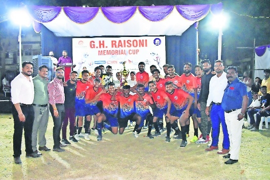 Shukla escorts Motibagh