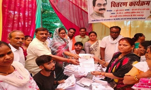 BJP leaders distribute approval letters of Ladli Bahna Yojana - Vimarsana News
