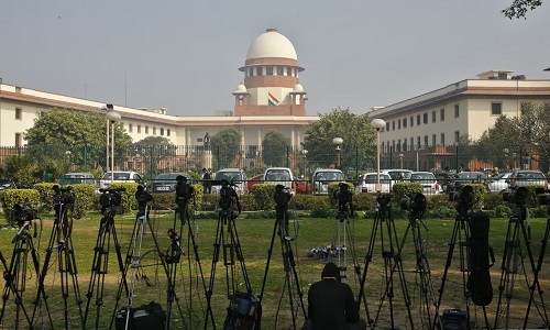 Internet restoration: SC asks Manipur Govt to raise its grievance before HC - Vimarsana News