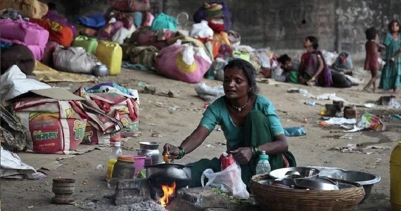 13.5 cr people moved out of poverty in India in 5 years: NITI report - Vimarsana News