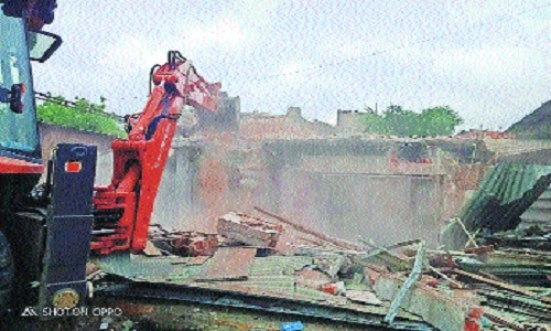 Abu’s illegal empire in Tajbagh demolished