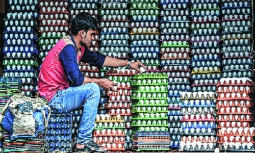 Egg prices decline as festive season begins - Vimarsana News