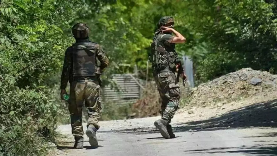 Army foils infiltration bid in Poonch, 2 terrorists killed - Vimarsana News