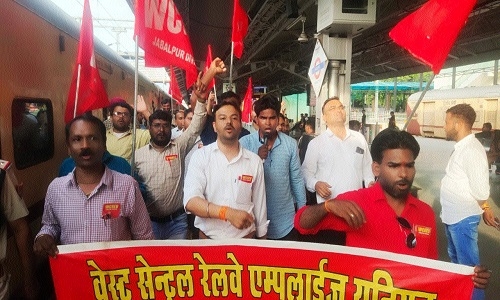 WCREU stages massive protest for Old Pension Scheme - Vimarsana News