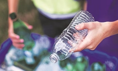 Plastics exports decline