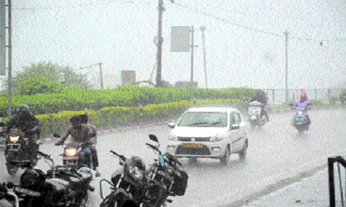 Heavy rain drenches State