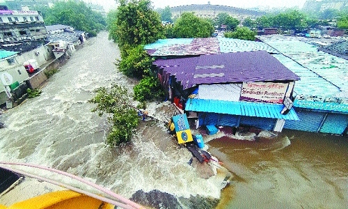 Heavy rains1