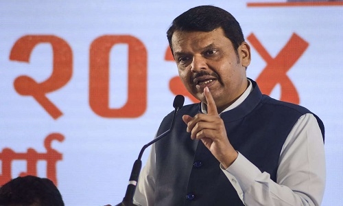 Court acquits Fadnavis in false poll affidavit case - Vimarsana News