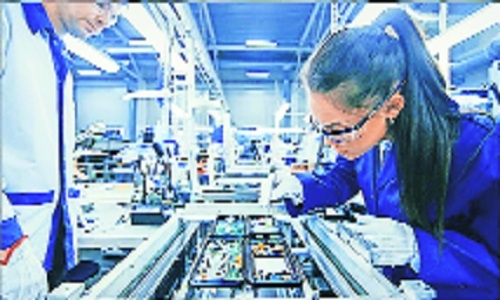 Duty cut on mobile phone inputs to boost local production: ICEA - Vimarsana News